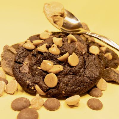 XTREME Chocolate Chunk Reese's PB Cookie