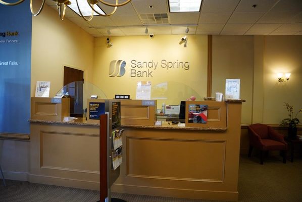 Sandy Springs Bank near you