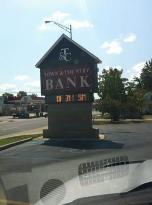 Town & Country Bank