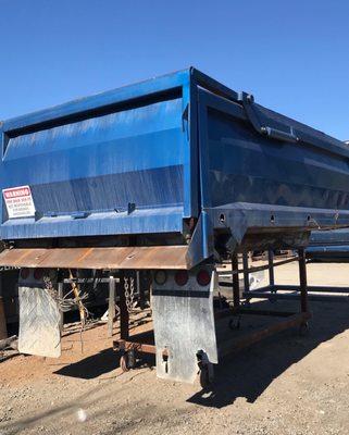 Sandblasted truck box to remove paint for Saenz welding in jurupa Valley California. Serving southern California