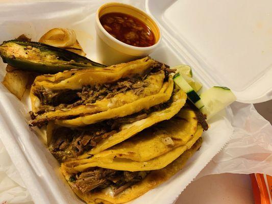 Gallo’s Taco Truck & Catering