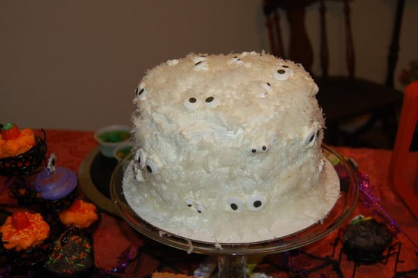 Ghostly Cake