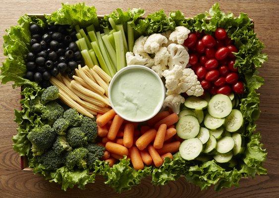 Apple Spice Chattanooga - We specialize in fresh and healthy meals. Here is our Vegetable Tray with our top secret Signature Ranch dressing.