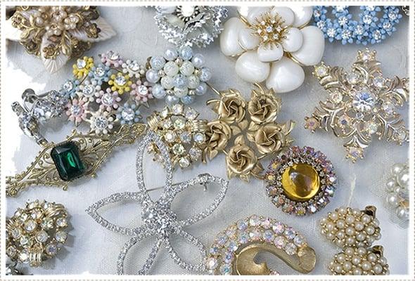 Shop Now!  Vintage Costume & Estate Jewelry