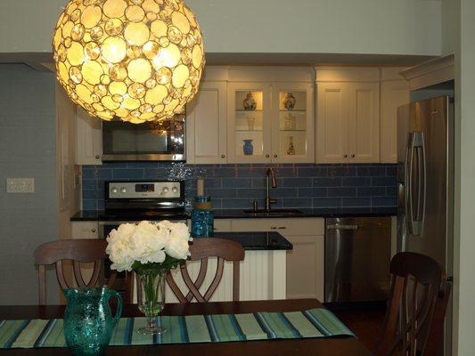 Monmouth Beach Kitchen/Dining Area