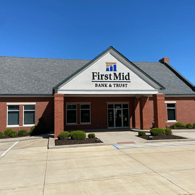 First Mid Bank & Trust Columbia Forum location