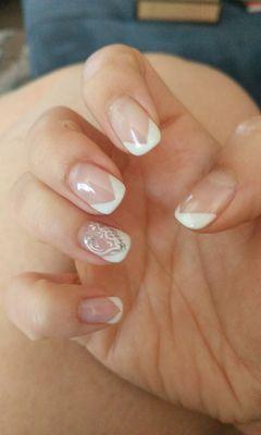 Shellac French Manicure with Design