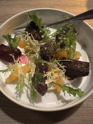 Insalata   Baby beets, labneh cheese, orange segments, zatar evo