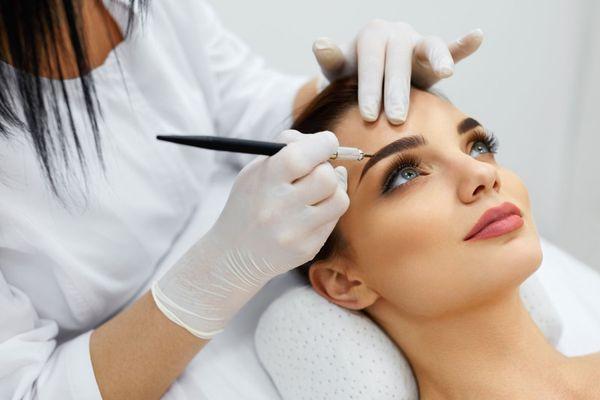 Microblading service