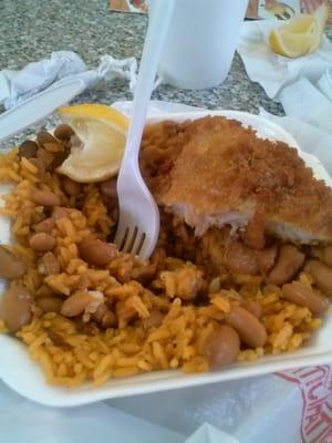 Red snapper, arroz amarillo