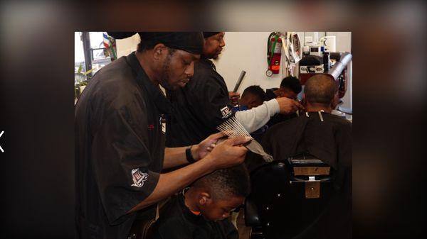 FADEMASTERZ BARBERSHOP