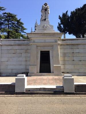 The grave of the famous chocolatier.