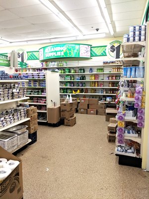 Dollar Tree, Jenkintown -- a mess!