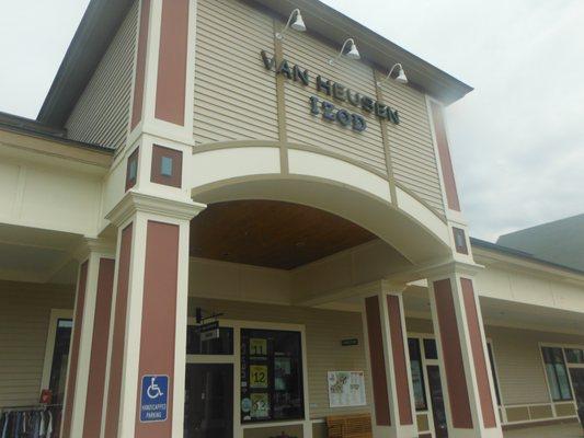 Van Heusen Factory Outlet