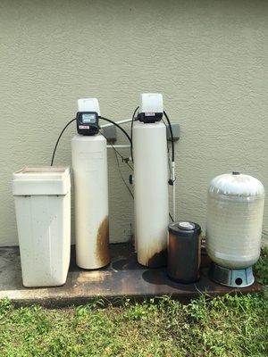 Green Sand Filter and to small of a water softener. Green Sand Filter is A mess and not very efficient San Carlos Park Fort Myers
 BEFORE