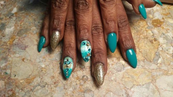 Best nail tech ever Nina @ salon 215