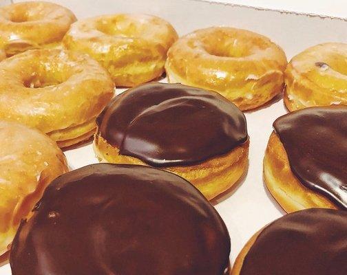 Boston cream and Glazed donuts....box...