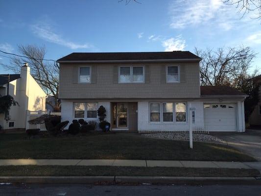 Bellmore 3 bed 2 1/2 bath home with a first accepted offer in 8 days!