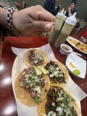 Tacos de lengua i asada