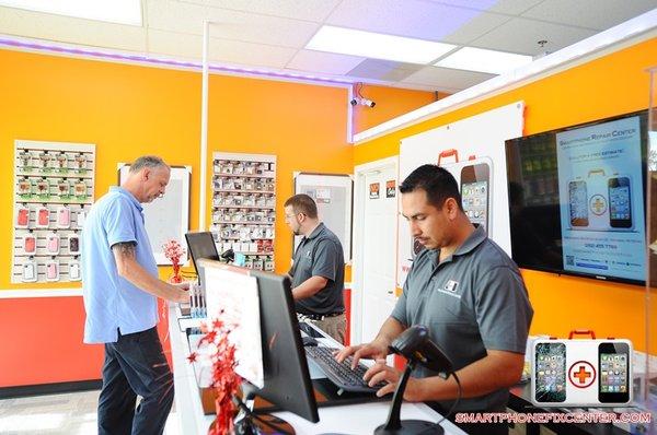 Smartphone Repair Center Kenosha Now Open!