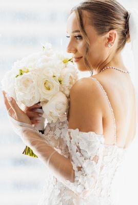 All white bouquet. Pure elegance.