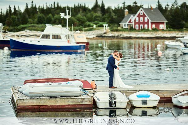 Wedding photos at Newagen Seaside Inn, Southport, ME by NH wedding photographer Cate Bligh.