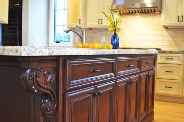 Kitchen Island Details