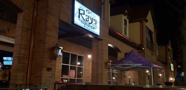 Ray's Pub