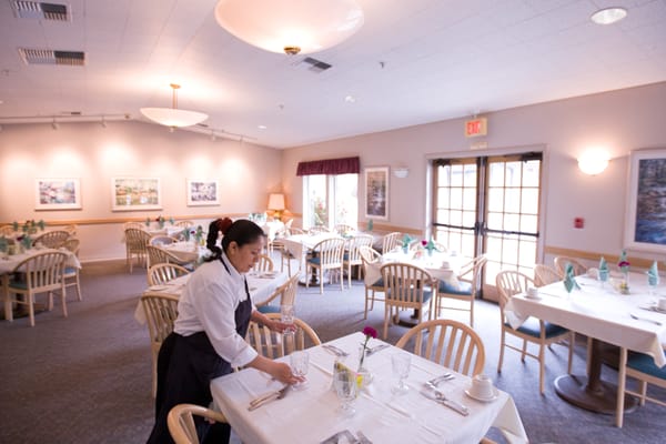 The Garden Room, restaurant-style dining