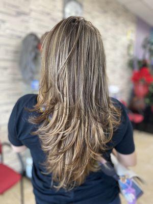 Super gorgeous full head highlights!! Done by Paco