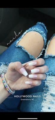 pink to white ombré acrylic nails