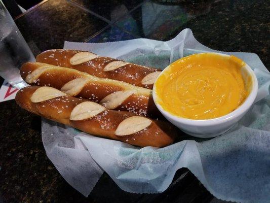 Giant Pretzels & Beer Cheese!