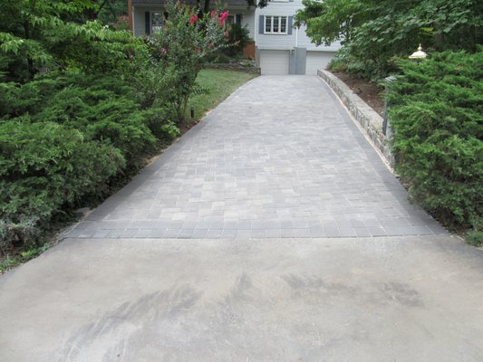 Paver driveway - Oakton