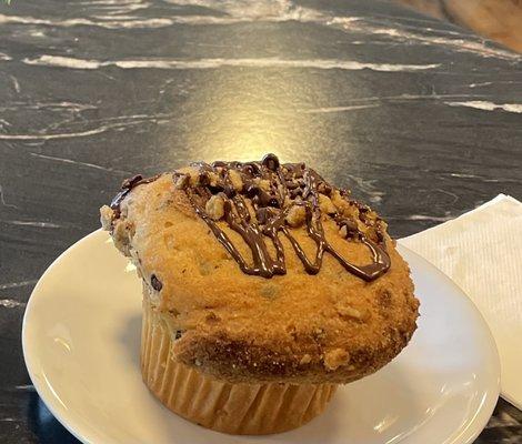 Chocolate Chip Muffin :)