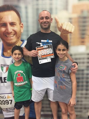 Dr. Kreitman with his 2 children often participate in local family athletic events and always make staying healthy a top priority.