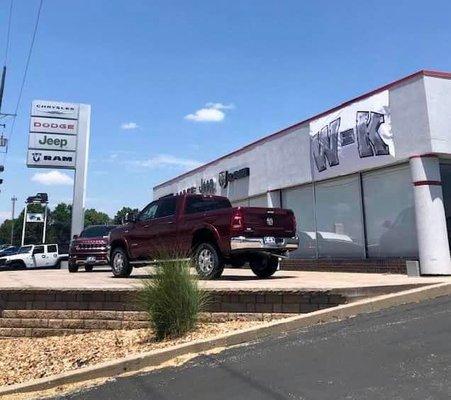 W-K Chrysler Dodge Jeep Ram of Sedalia