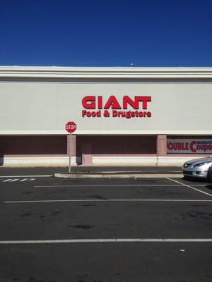 Giant Food & Drugstore