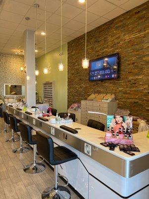 Manicure area