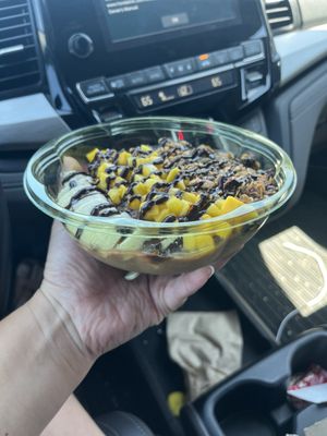 Acai bowl