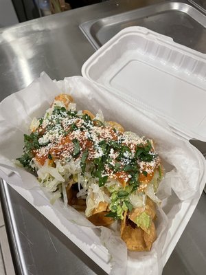 Tacos dorados