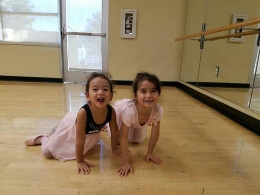 Lilly and Kylie having fun at their ballet class