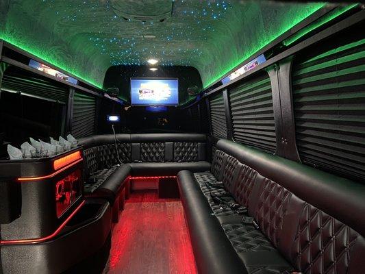 Mercedes sprinter Limo, Express Limo!