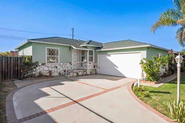 15607 S. Wilton Pl Gardena home Sold.