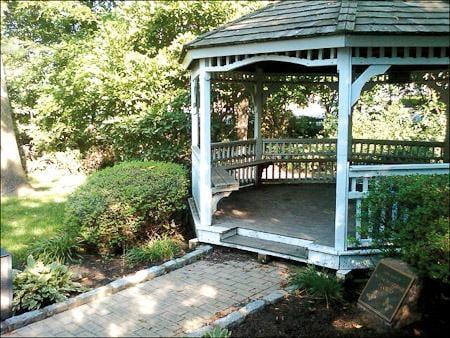 Our Beautiful gazebo for summertime lunches!!