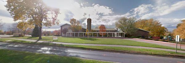 Calvary Presbyterian Church now nests in First Plymouth Congregational Church. Calvary worships in the Knight Chapel at 10:00 AM on Sundays.