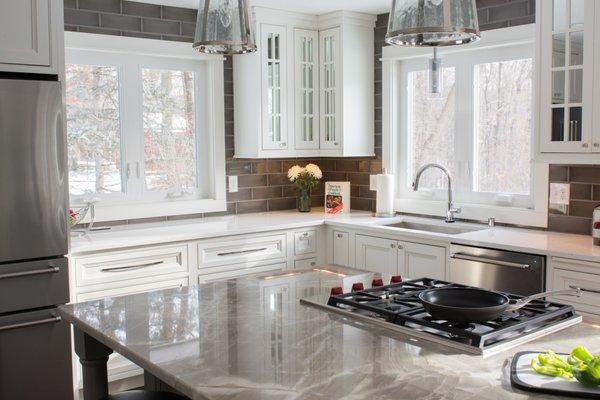 Clean lines and simplicity makes this kitchen shine.