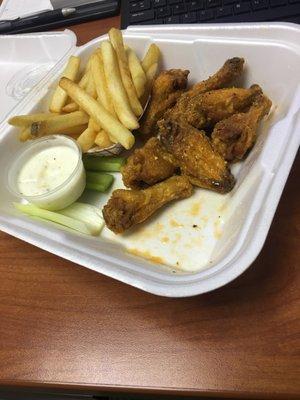 Wing special: mild lemon pepper