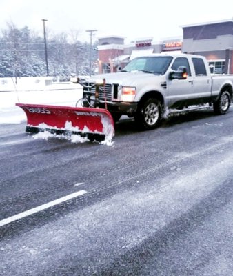 Snow plowing in waldorf maryland