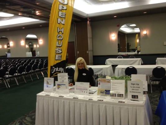 Assisting Buyers & Sellers at The Rotonda Vendor Fair.