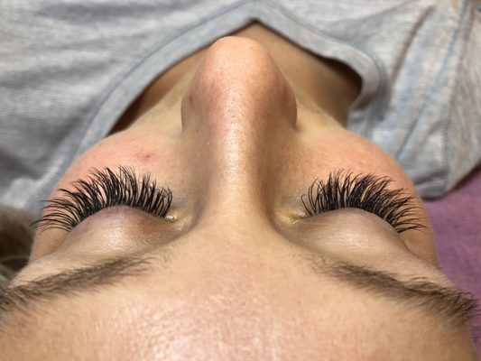 Lashes for days. Fills every 4 weeks